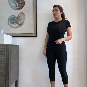 Never Worn | Black Rebok Capri Leggings Xs